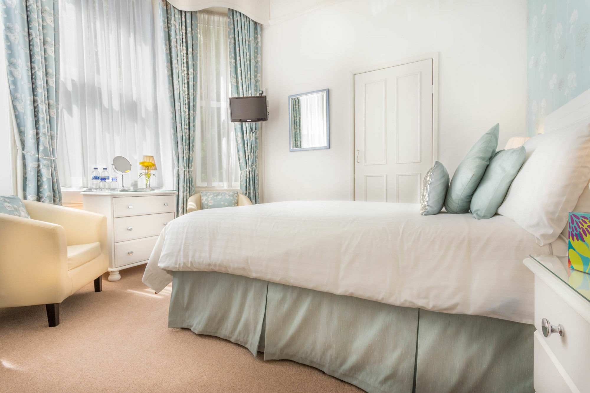 Hotel Balincourt Bournemouth Exteriér fotografie A bedroom at the hotel